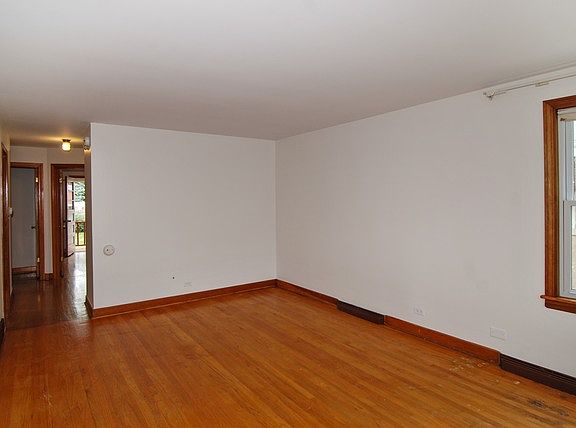 5th image of 1924 S 24th Ave