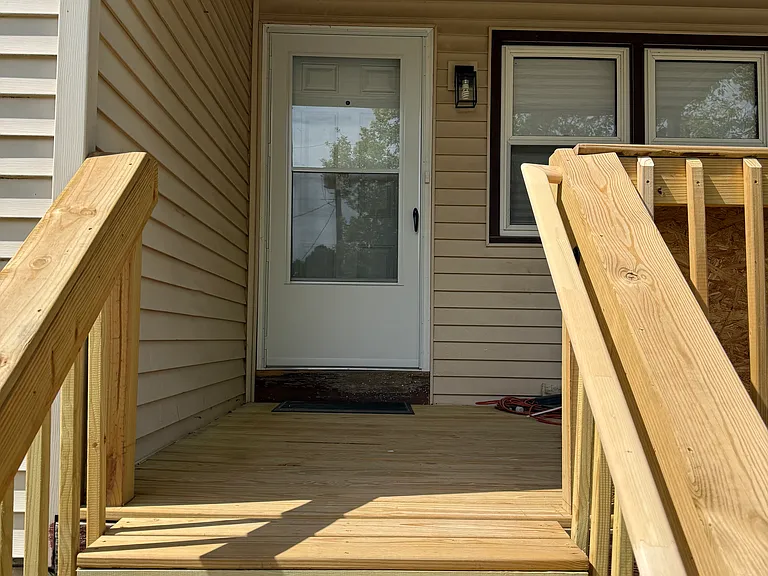84 Seabreeze Rd #1 — Photo 3