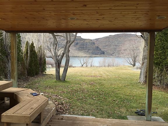 5th image of 722 River Dr SW