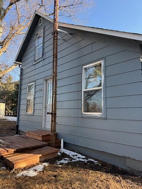 1st image of 1015 Huron St