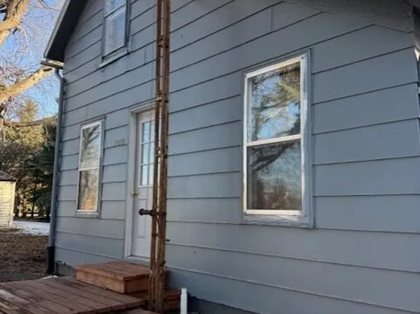 1015 Huron St, Faulkton, SD 57438