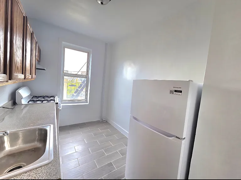 162-09 78th Ave #2 — Photo 5