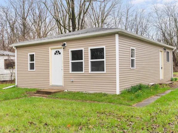 3049 Gerry St, Gary, IN 46406