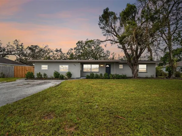 5311 28th Ave E, Palmetto, FL 34221