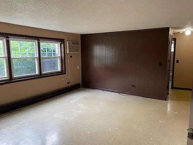 1114 Ash Dr — Photo 8
