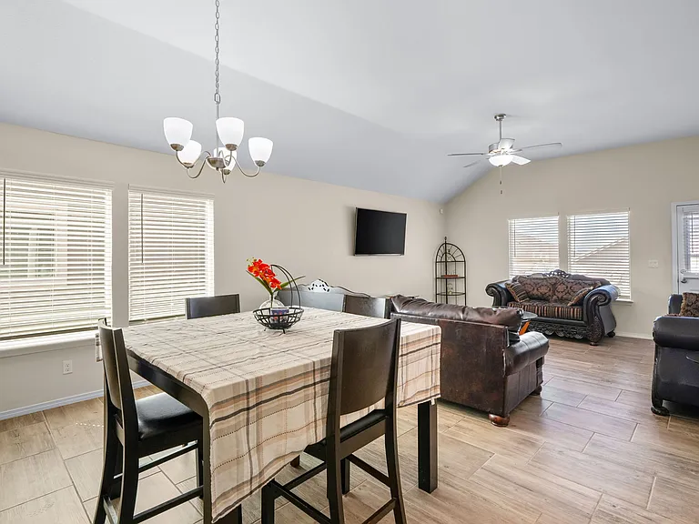 13833 Sky Harbor Ave — Photo 13