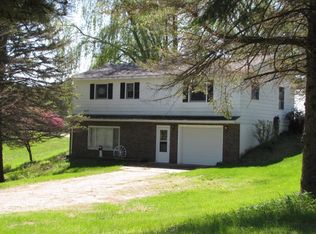 1893 Dixon Rd, Caro, MI 48723