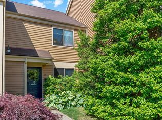 73 Greenway Ln, Rye Brook, NY 10573