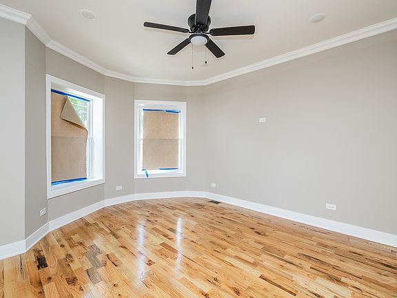 3rd image of 6338 S Vernon Ave #2N