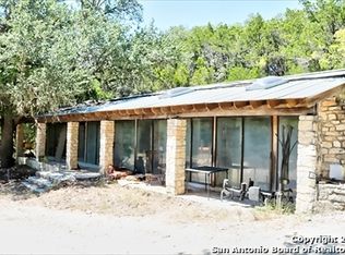 977 E Bear Springs Rd, Pipe Creek, TX 78063