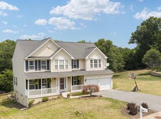 603 Crystal Ln, Strasburg, VA 22657