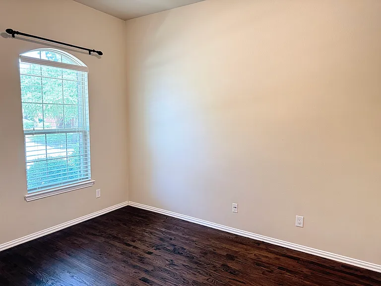 2612 Patriot Dr — Photo 6
