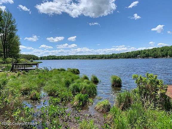 2nd image of 1481 Waterfront Dr