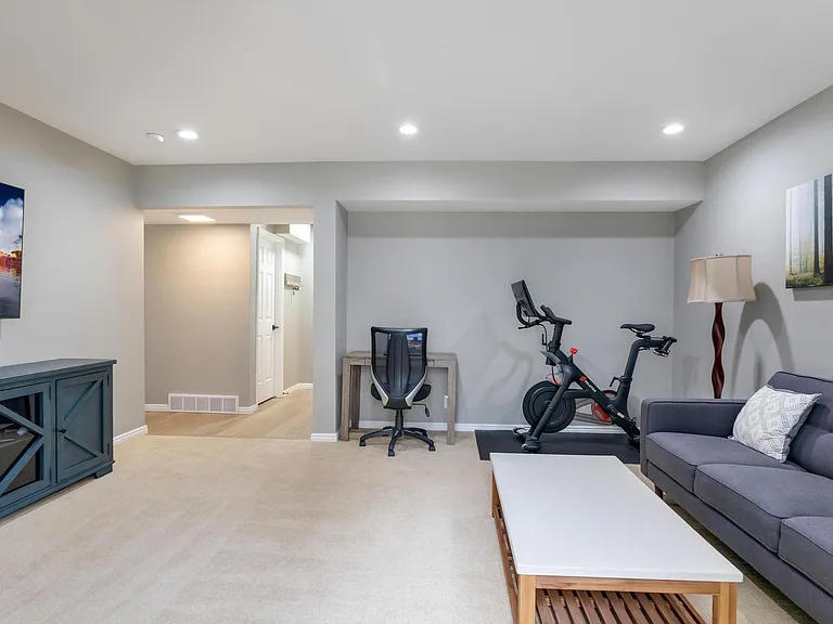 E Cotton Willow Ln — Photo 9