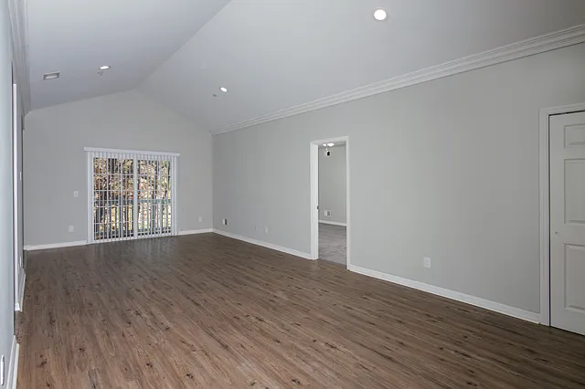 Fairfield Townhouses at Ridge — Photo 11