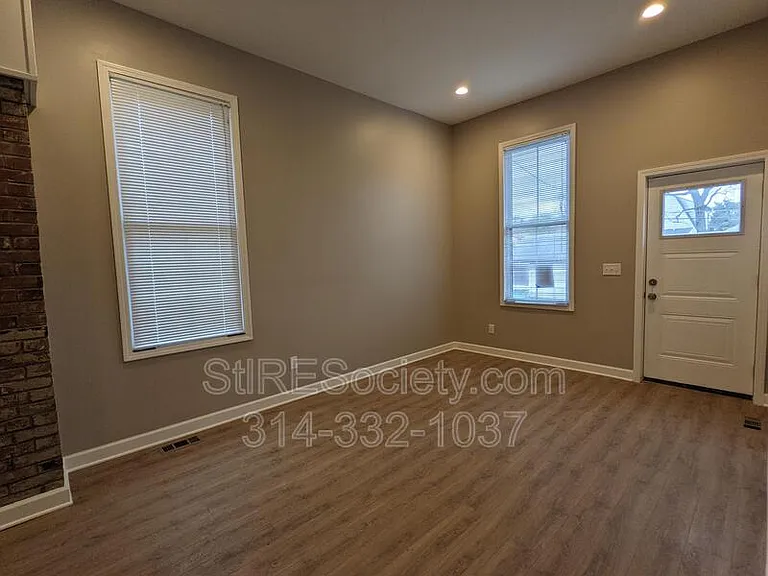 2206 Blendon Pl — Photo 9
