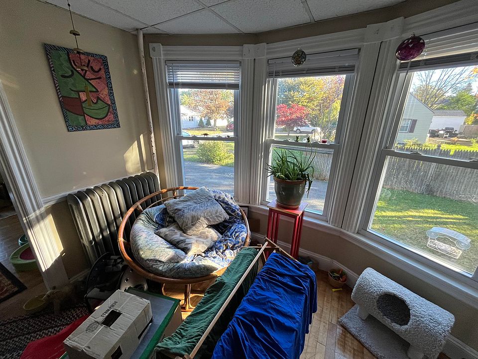 2nd image of 30 Chesley Avenue