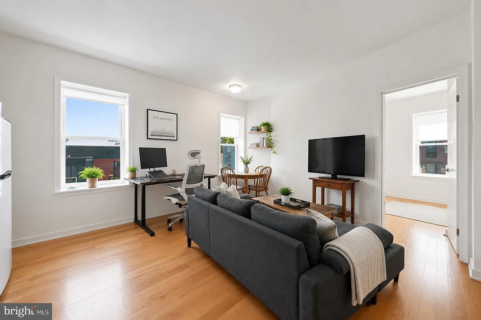 1 bed, 1.0 bath, 700 sqft, $1,550 — Photo 1