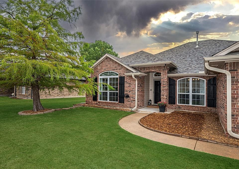 1st image of 10216 Cheshire Ct