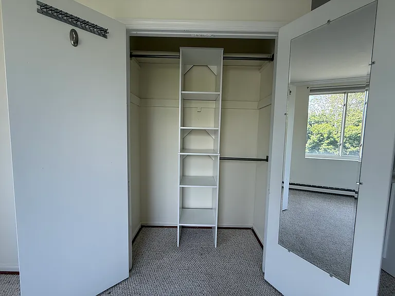 1535 E Putnam Ave #408 — Photo 15