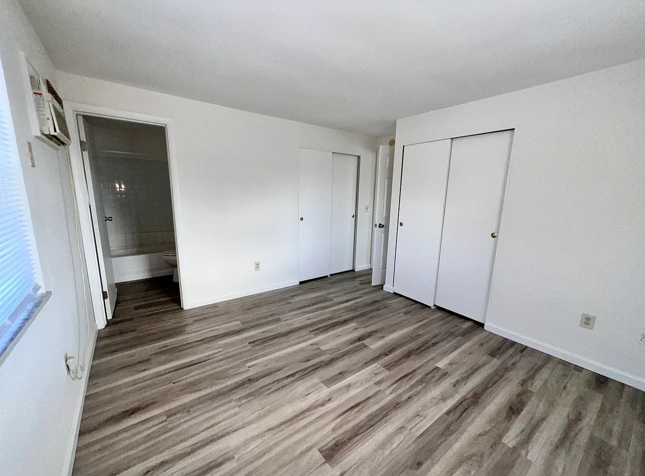 117 Van Horne Street, Unit 115 — Photo 4