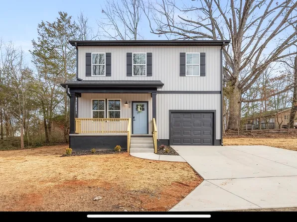 310 Town St, Landis, NC 28088