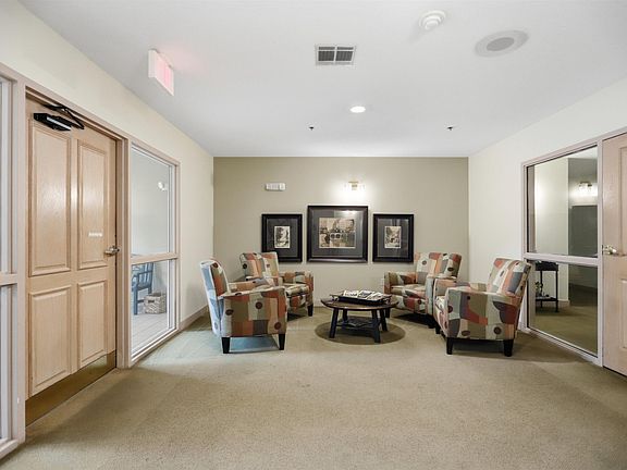 2nd image of 1210 W 57th St APT 305