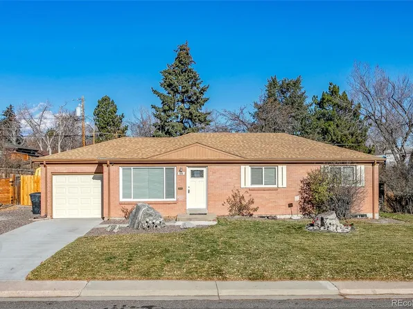 3325 W Wagon Trail Drive, Englewood, CO 80110