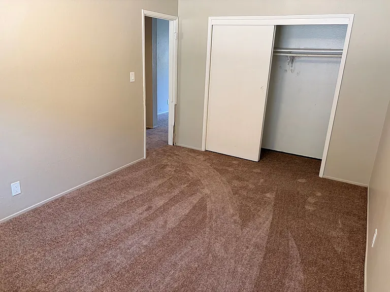5635 Hoffman Ct — Photo 7
