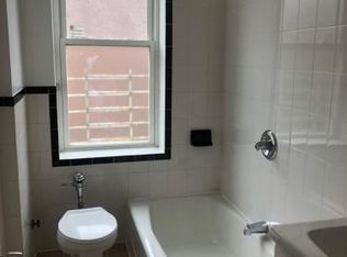 1102 Taylor Ave, Bronx, NY 10472