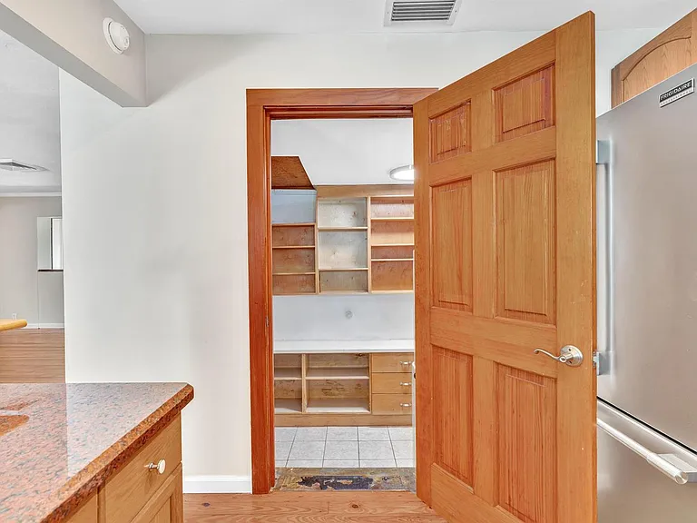 1527 Mayo St — Photo 30