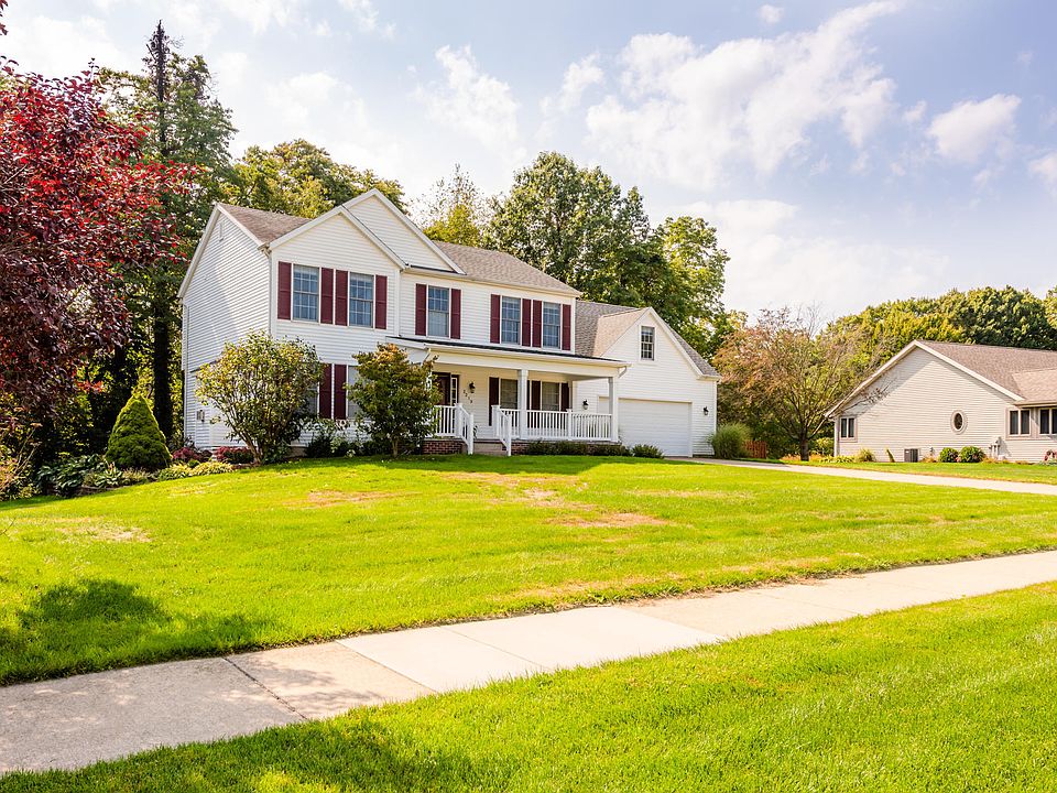 1st image of 2219 Anderson Cir