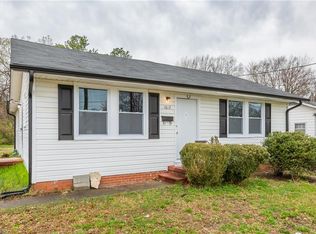 1612 Willow Rd, Greensboro, NC 27401