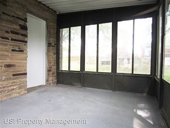 4th image of 4105 N Kercheval Dr