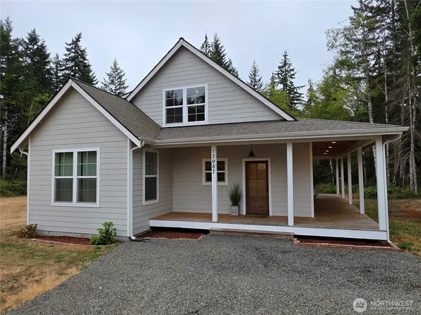 13987 Chinook Circle NW, Bremerton, WA 98312
