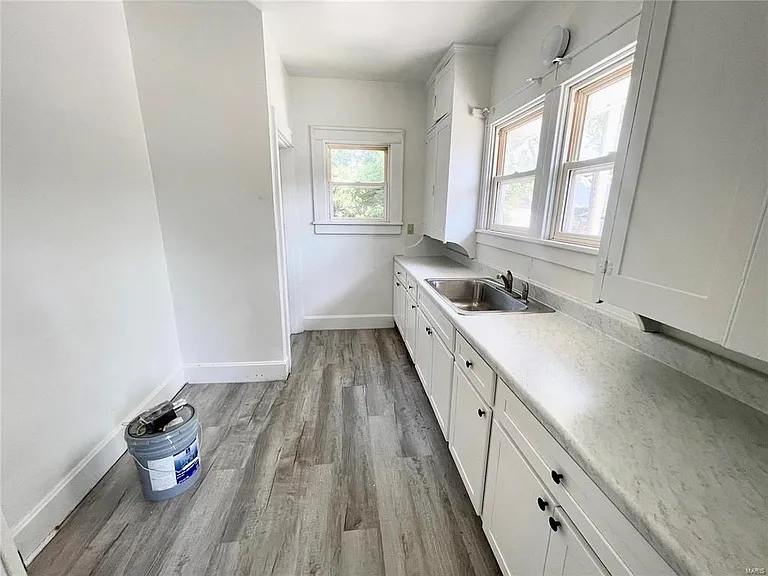 1623 Main St — Photo 15