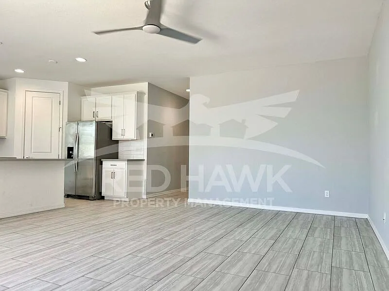 4 bed, 2.0 bath, 1793 sqft, $1,650 — Photo 4