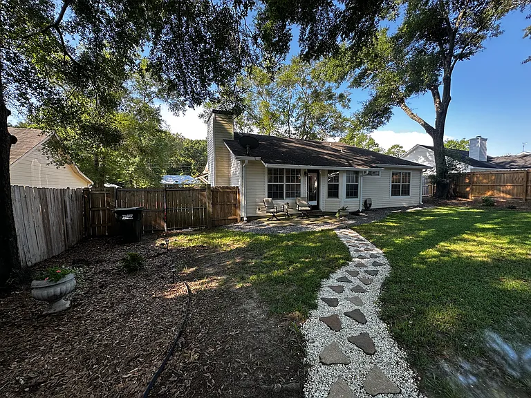 111 Shiloh Dr — Photo 22
