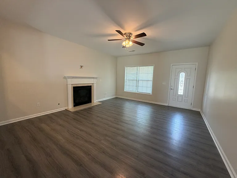 2763 Sandersville Rd — Photo 4