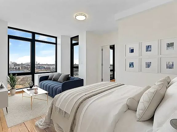 3rd image of 34-46 Vernon Blvd #Penthouse 4