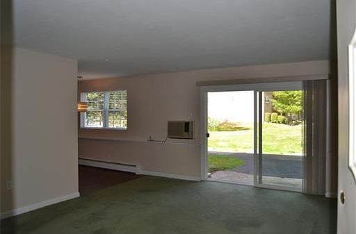 3rd image of 103 Farrwood Ave APT 1