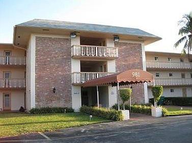 1st image of 981 Hillcrest Ct APT 105