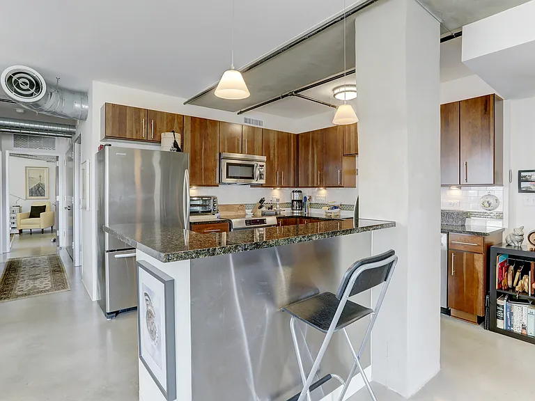 800 Brazos St #1107 — Photo 7