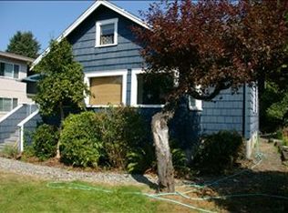 404 E Bay Dr NE, Olympia, WA 98506