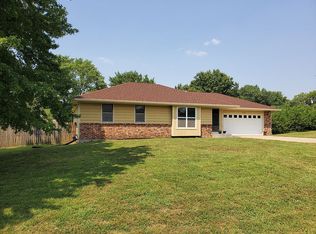 8020 SW 23rd St, Topeka, KS 66614