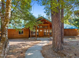 22715 Hells Hollow Rd, Groveland, CA 95321