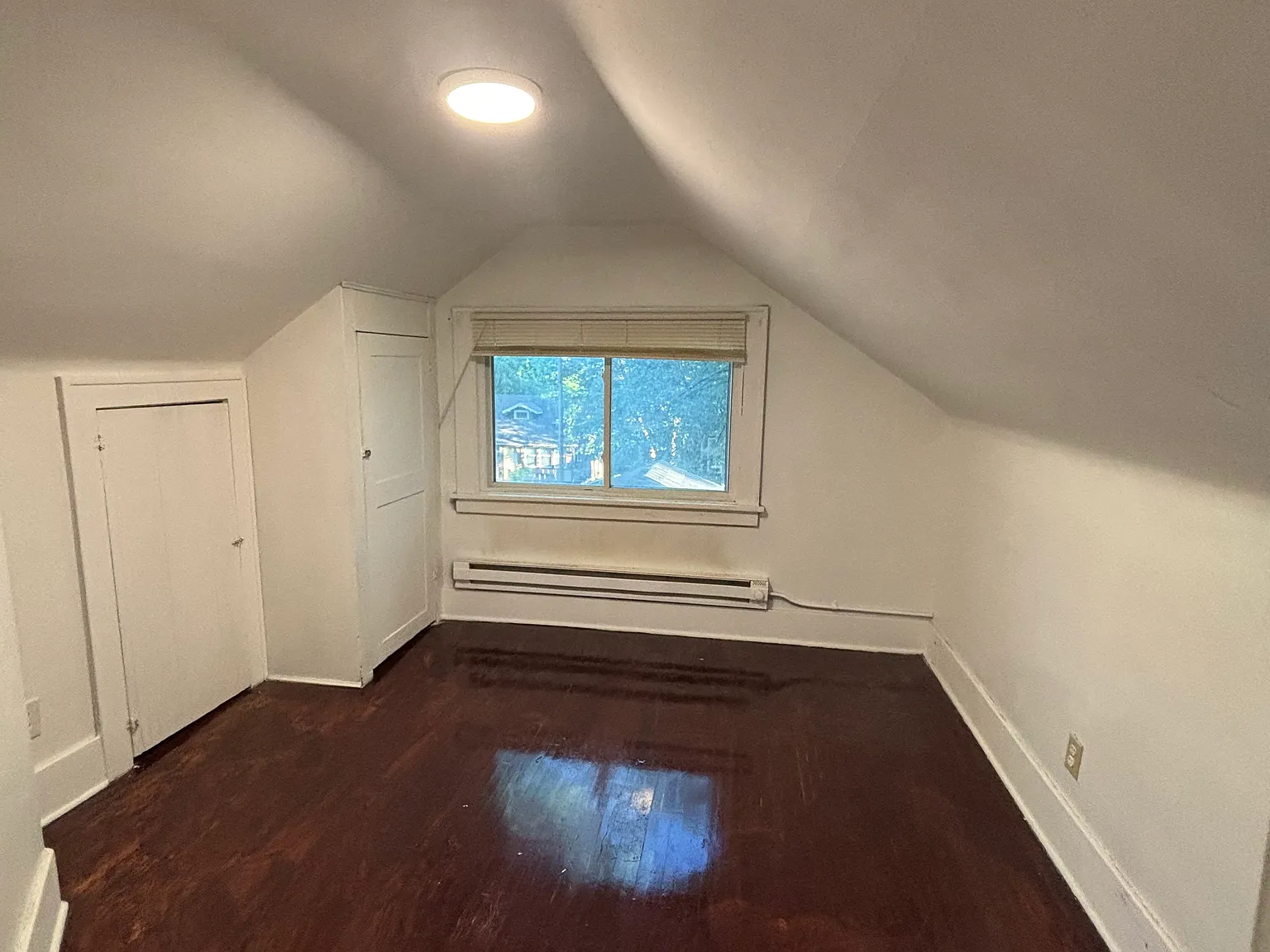 2 bed, 800 sqft, $1,295 — Photo 3