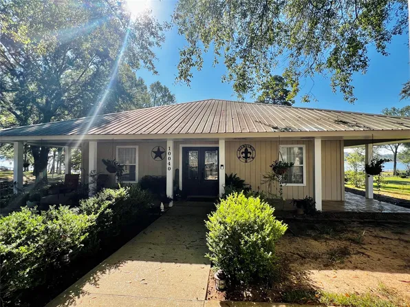 10040 State Highway 87 S, Hemphill, TX 75948