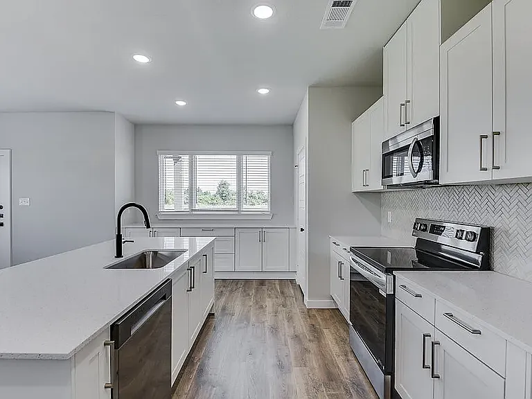 4402 Clovis Ave — Photo 14
