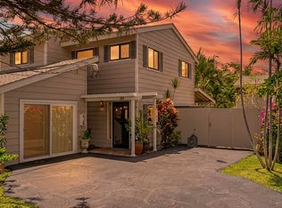 90 Auhana Rd APT 201, Kihei, HI 96753